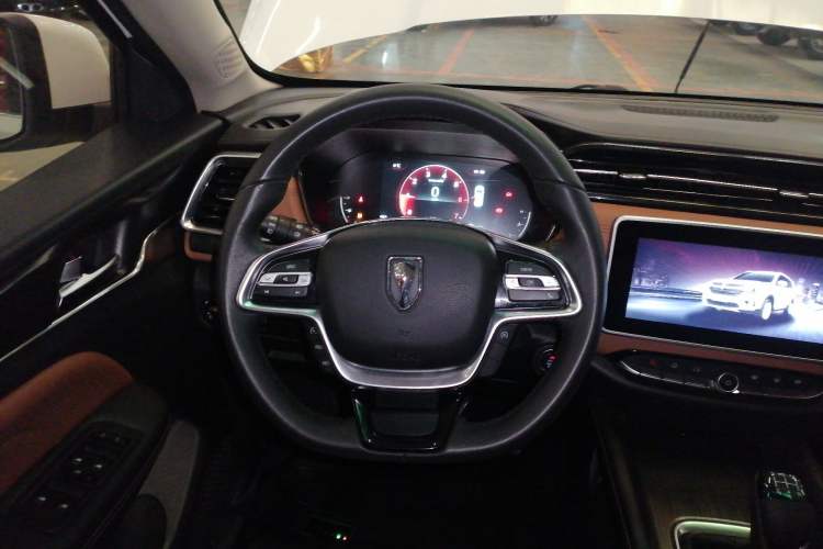 Used Jinbei Viewing 2019 1.6L Manual Comfort Model