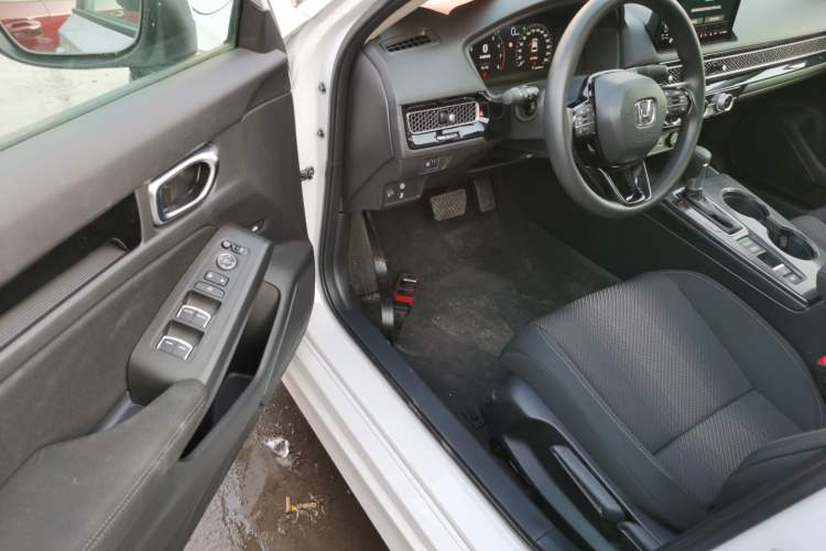 Used Honda Integra 2023 240TURBO CVT Leading Edition
