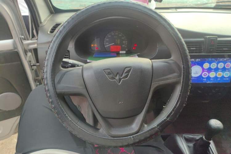 Used Wuling Rongguang 2021 1.5L Extended Basic Enclosed-Window Vehicle 2 Seats L3C Steering Wheel
