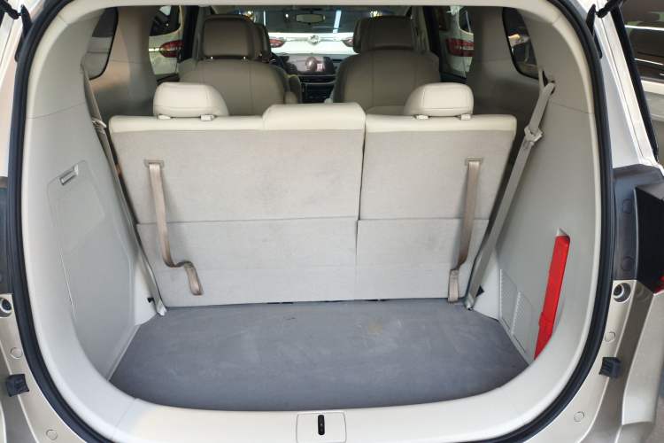 Used Buick GL8 2023 ES Lu Zun Comfort Model Trunk