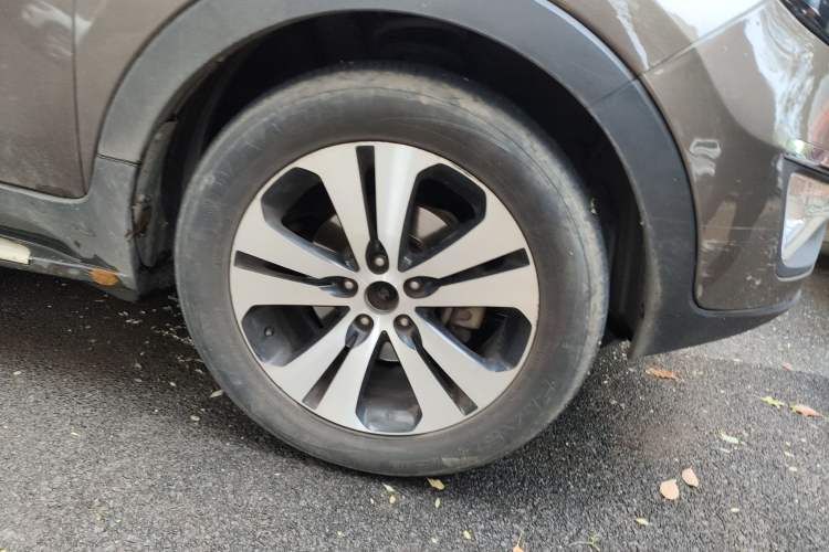 Used Kia Sportage R 2014 2.0L Automatic Two-Wheel Drive Premium Trim
