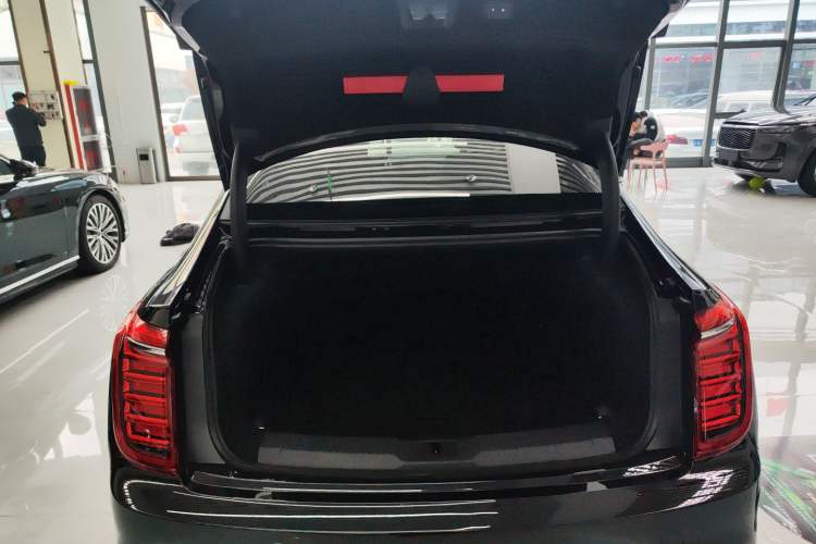 Used Hongqi H9 2022 2.0T Smart Connect Flagship Edition