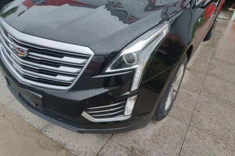 Used Cadillac XT5 2018 25T Luxury Model Left Front Headlight