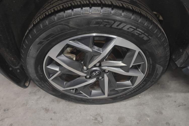 Used Hyundai Tucson 2020 280TGDi Two-Wheel-Drive GLS Fashion Edition China VI Standard