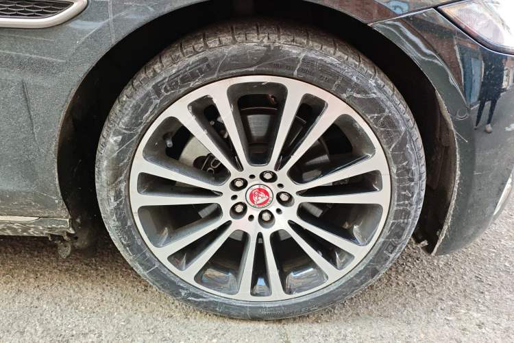 Used Jaguar XFL 2023 XFL 2.0T P250 Two-Wheel-Drive Luxury Deluxe Edition