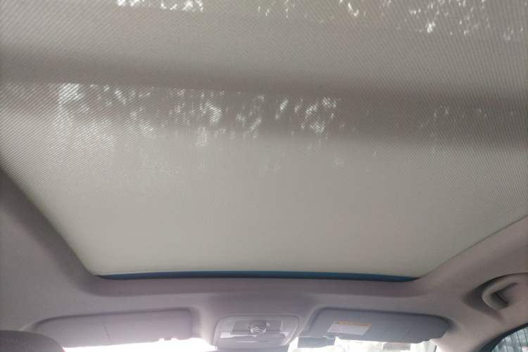 Used Roewe RX5 New Energy 2017 ERX5 EV400 Electric Internet Supreme Edition