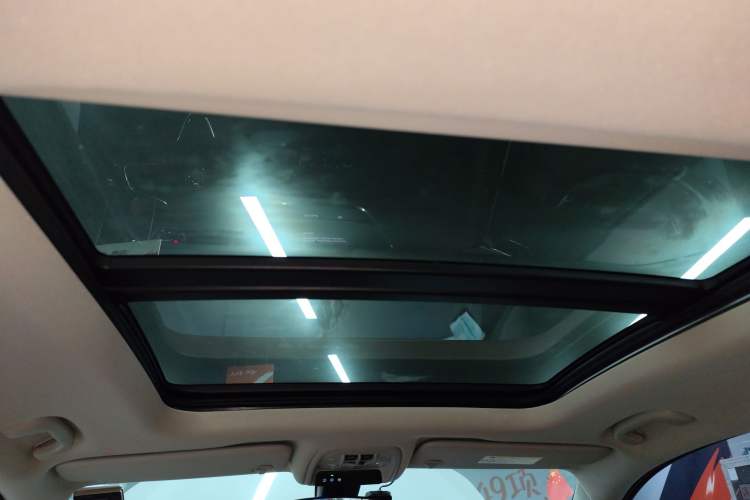 Used Buick Encore GX 2020 20T CVT Two-Wheel Drive Luxury Version Headliner