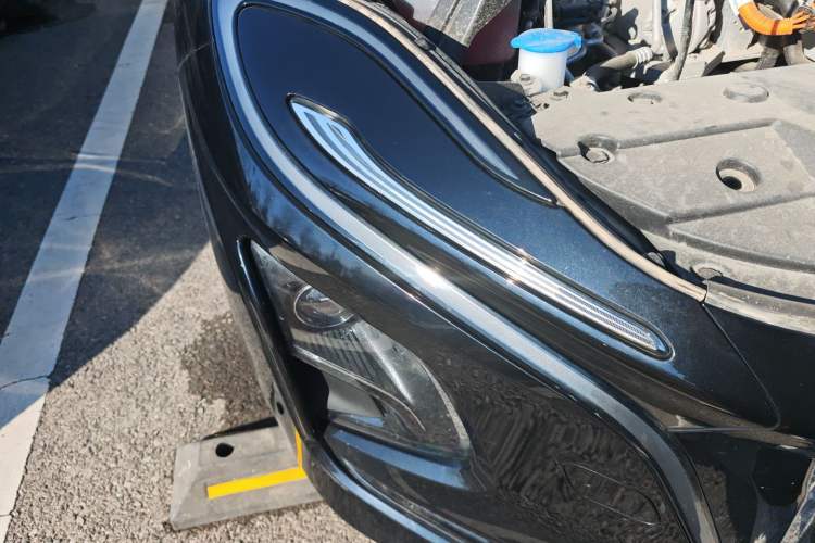 Used Hongqi E-QM5 2024 560km PLUS Right Front Headlight