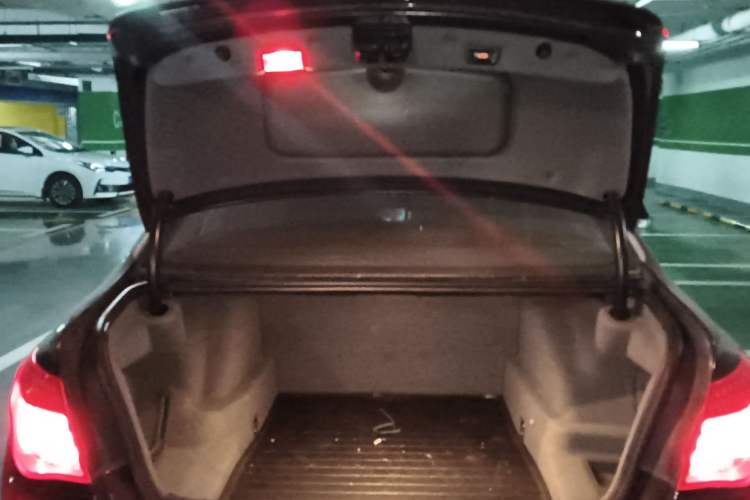 Used BMW 7 Series 2013 730Li Leading Model
