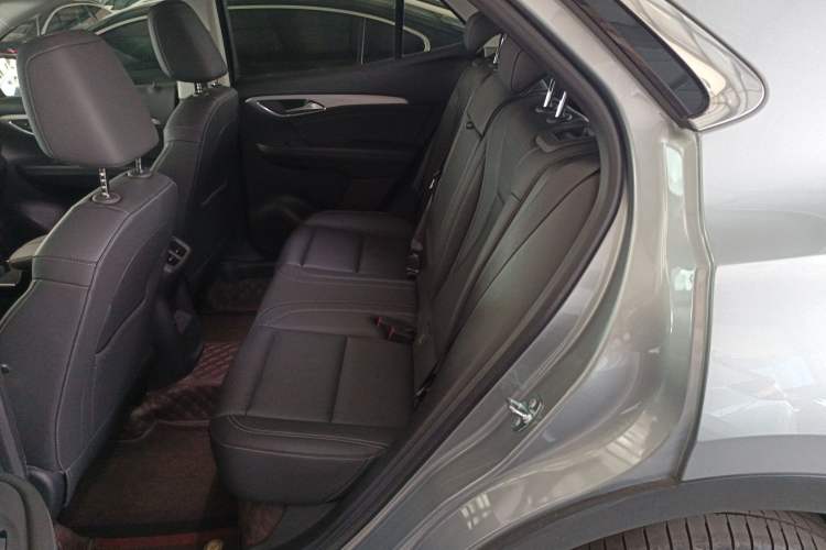 Used Buick Envision 2025 25T Entry-Grade Platinum Edition