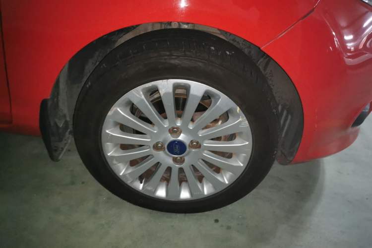 Used Ford Fiesta 2011 Hatchback 1.5L Automatic Fashion Edition
