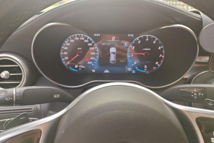 Used Mercedes-Benz GLC Coupe 2020 GLC 300 4MATIC Coupe SUV Instrument Cluster