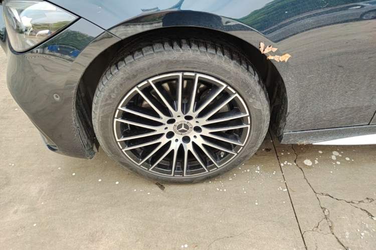 Used Mercedes-Benz C-Class 2023 Second Facelift C 260 L Sport Edition Left Front Wheel Hub