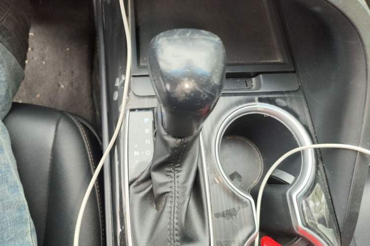 Used Toyota Camry 2021 2.0G Luxury Edition Gear Lever