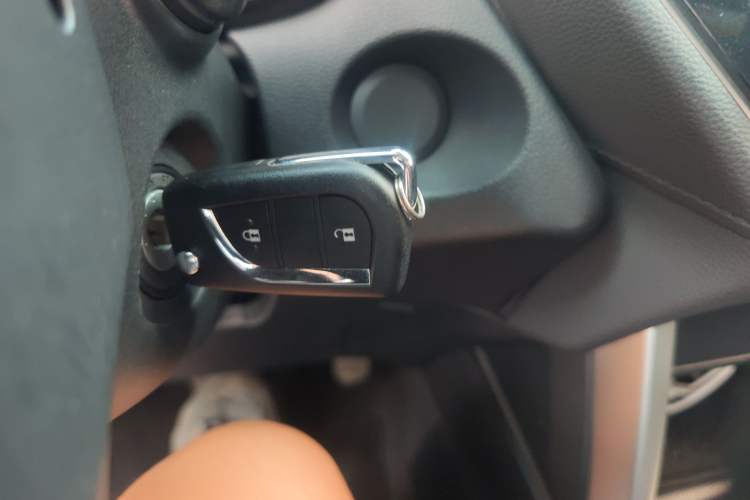 Used Toyota FRONTLANDER 2023 2.0L CVT Elite Edition