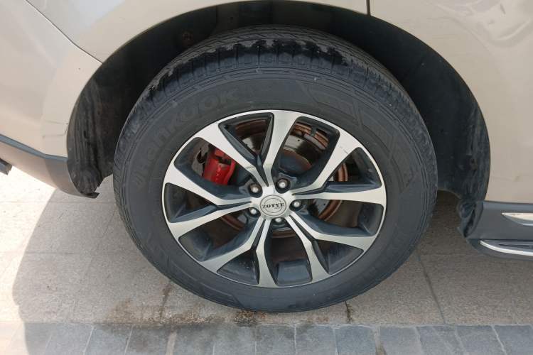 Used Zotye T600 2016 Sport Edition 2.0T DCT Prestige Model Right Rear Wheel Hub