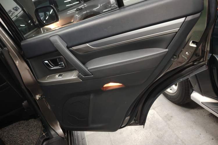 Used Mitsubishi Pajero 2014 3.0L Elite Edition
