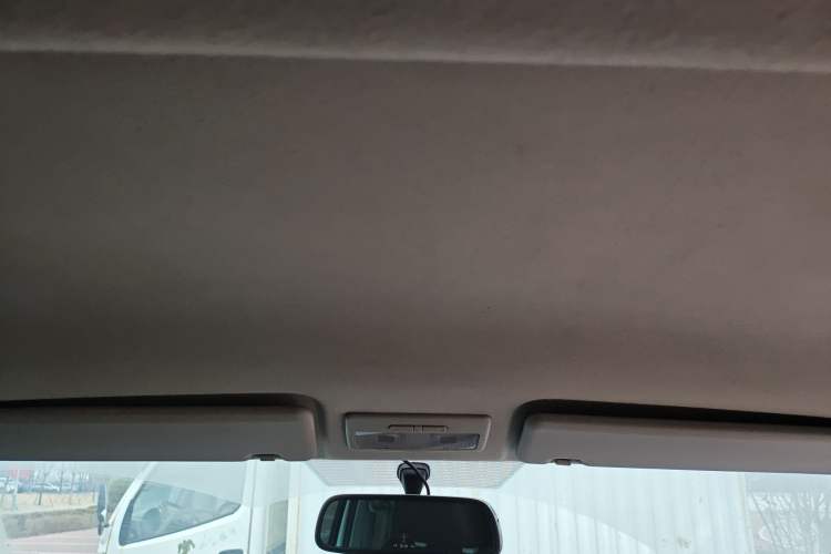 Used Jinbei Hiace 2014 2.0L Luxury Version V19 Headliner