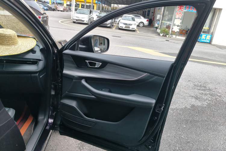 Used Chery Tiggo 8 PLUS 2021 290TGDI DCT Haoting Edition