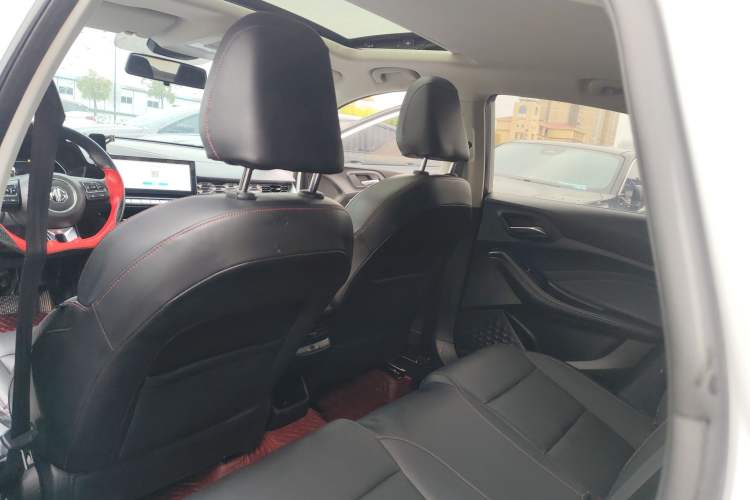 Used MG 5 2021 Revised Version 180 DVVT CVT Youth Luxury Edition