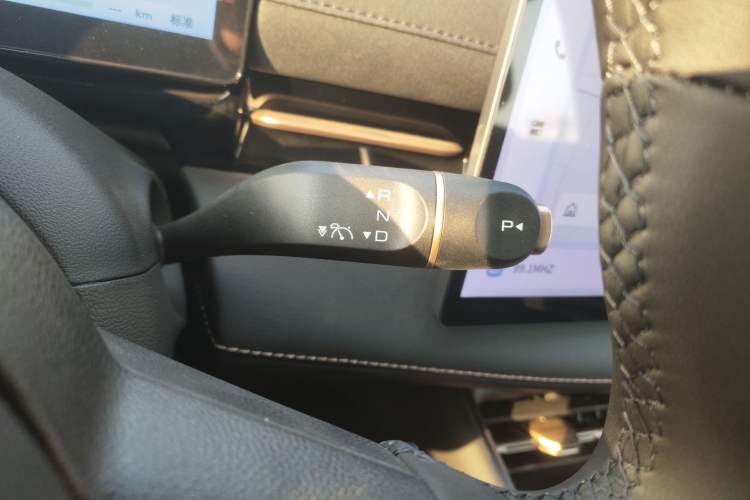 Used Baojun Yunhai 2024 60km Plug-in Hybrid Version