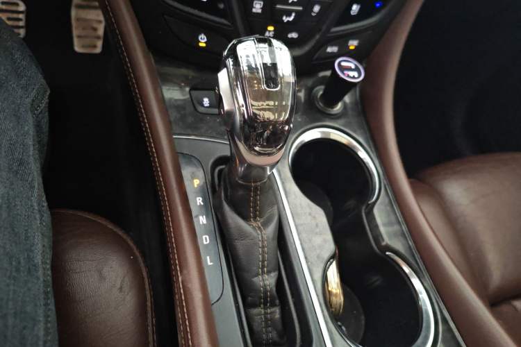 Used Buick Envision 2014 28T Four-Wheel Drive Luxury Model Gear Lever