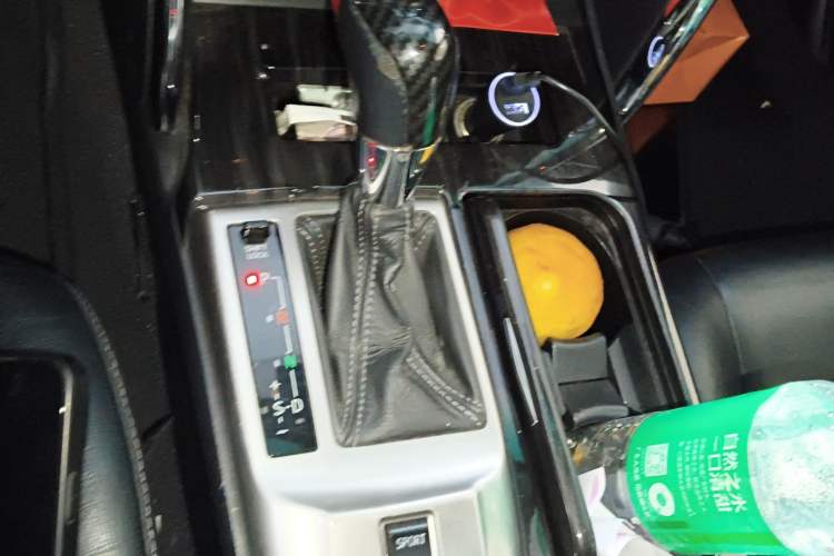 Used Toyota Reiz 2012 2.5V Fengdu Elite Stylish Edition
