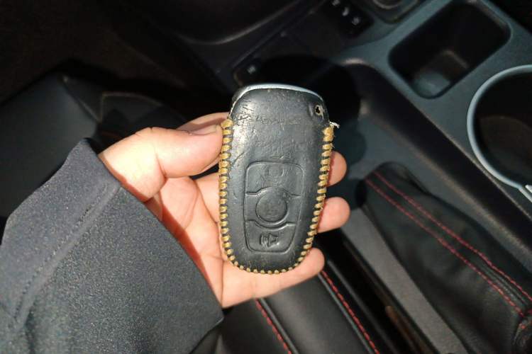 Used Haval H6 2015 Revised Version Sport Edition 1.5T Manual Transmission Two-Wheel Drive Elite Grade
