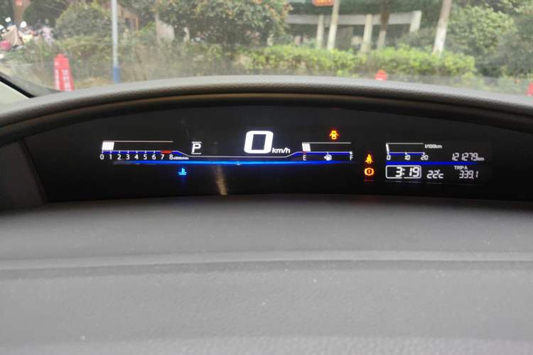 Used Honda Jade 2017 1.8L automatic Comfort version 5 seats
