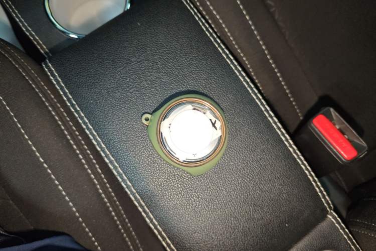 Used NETA V 2021 Standard Range Entertainment Version – Upgraded Model