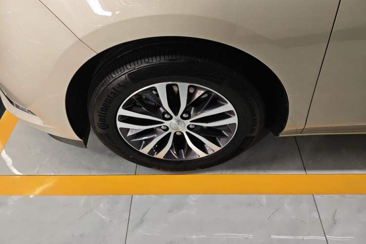 Used Buick GL8 2022 ES Landtrek 653T Comfort Edition
