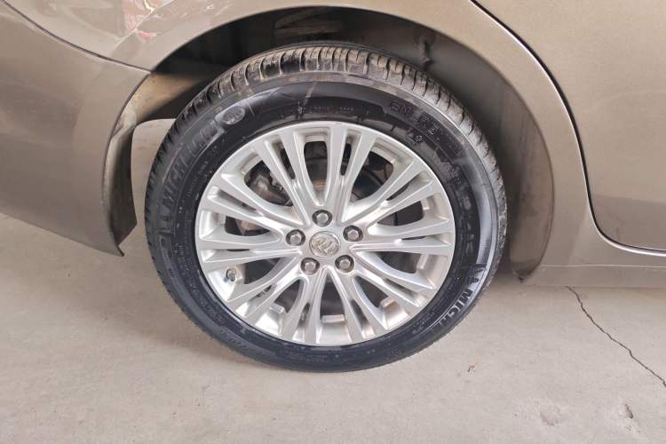 Used Buick GT 2015 15N Automatic Elite Version