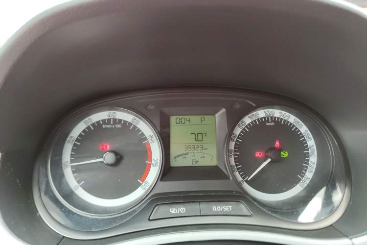 Used Skoda Fabia 2017 1.4L Automatic Car Enjoy Edition