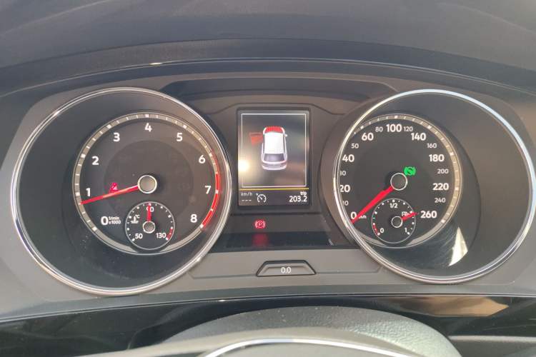 Used Volkswagen Tiguan L 2019 330TSI Automatic Two-Wheel Drive Panoramic Comfort Edition China VI Standard