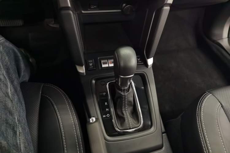 Used Subaru Forester 2016 2.5i Luxury Navigation Edition
