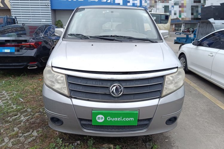 Used Dongfeng Shuaike 2013 Revised Version 1.5L Manual Comfort Trim 7 Seats China IV Standard