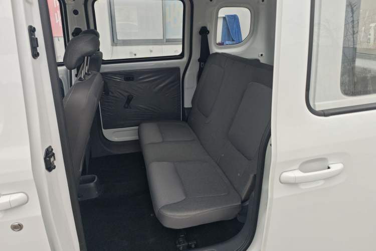 Used Wuling Zhiguang New Energy 2025 Standard Model Left Rear Seat