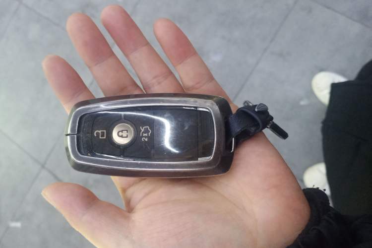 Used Ford Edge 2018 EcoBoost 245 Two-Wheel-Drive Titanium 5-Seater China V Standard