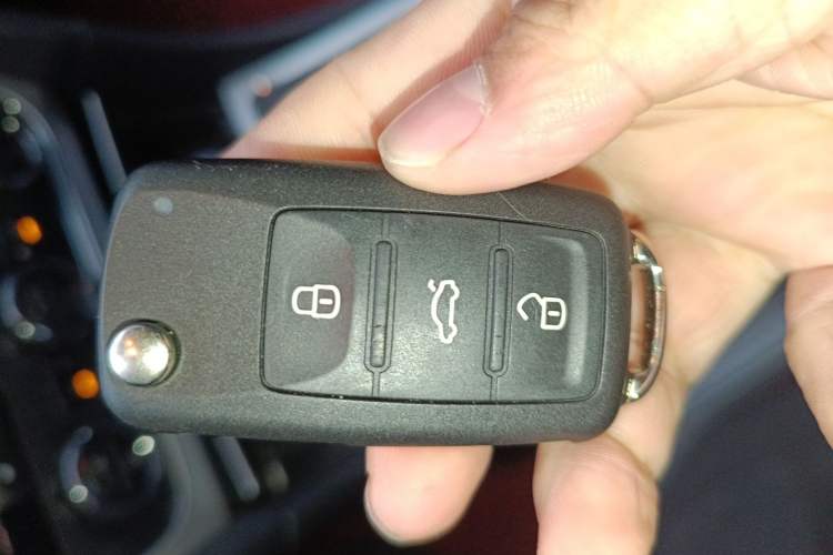 Used Volkswagen Passat 2013 1.8TSI DSG Prestige Edition Vehicle Key