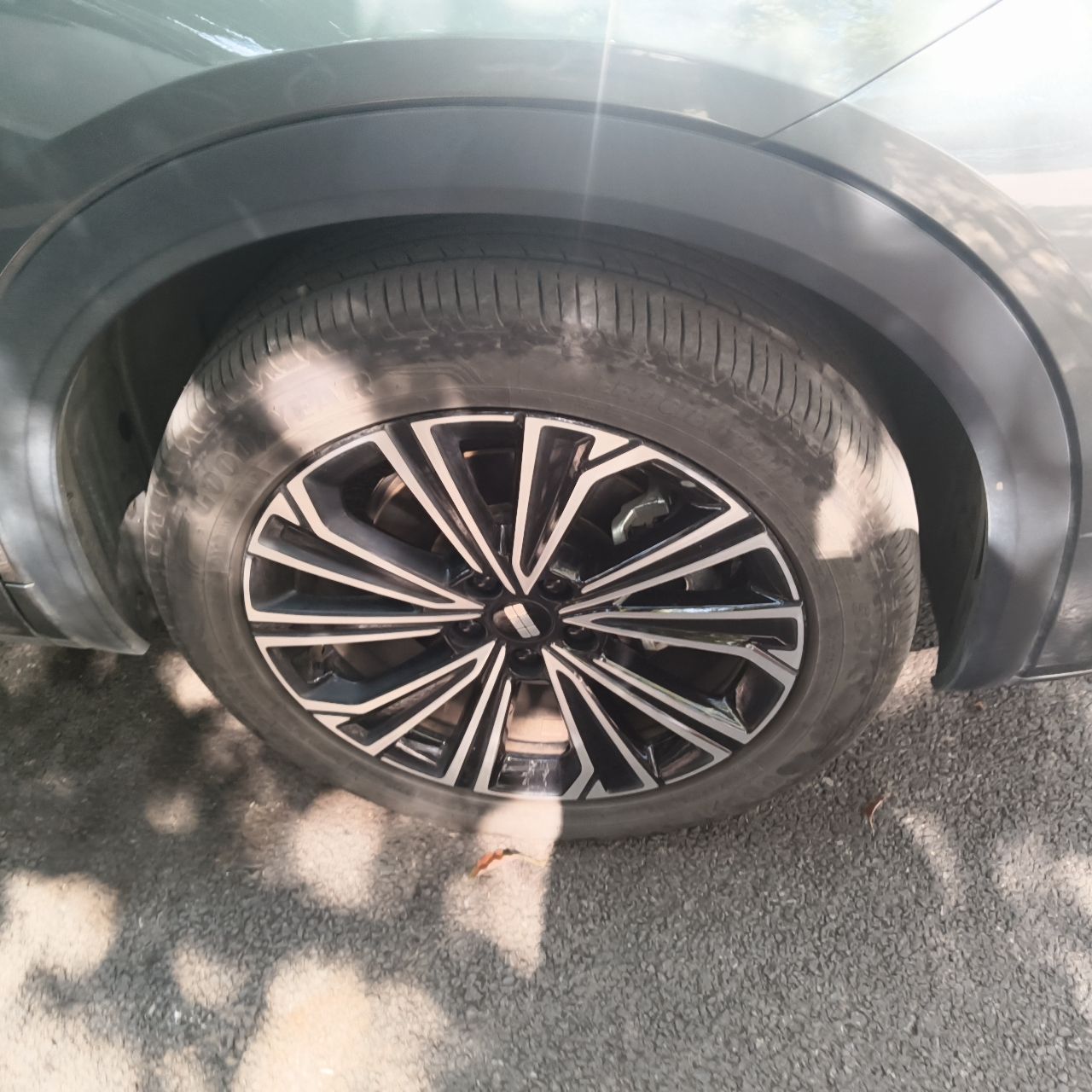 Geely Galaxy Xingjian 7 EM-i 2025 120km Navigator Edition — снимка 8