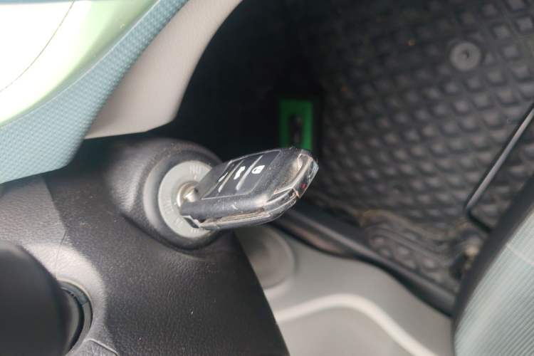 Used CHANGAN OSHAN Benni E-Star 2021 National Edition Colorful Version Lithium Iron Phosphate (31.86 kWh) Vehicle Key