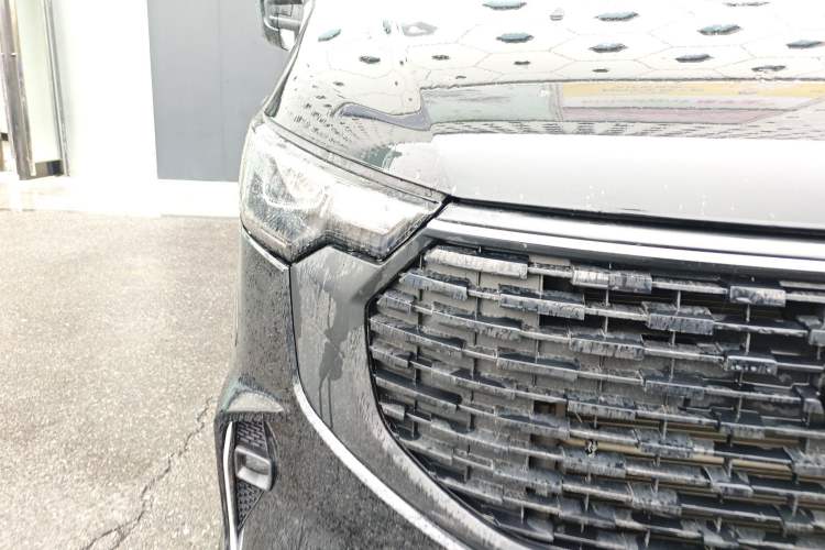 Used Ford Transit 2023 2.0T Diesel Automatic Commercial & Travel Version Mid-axle Low-roof Design 7/8/9-Seater