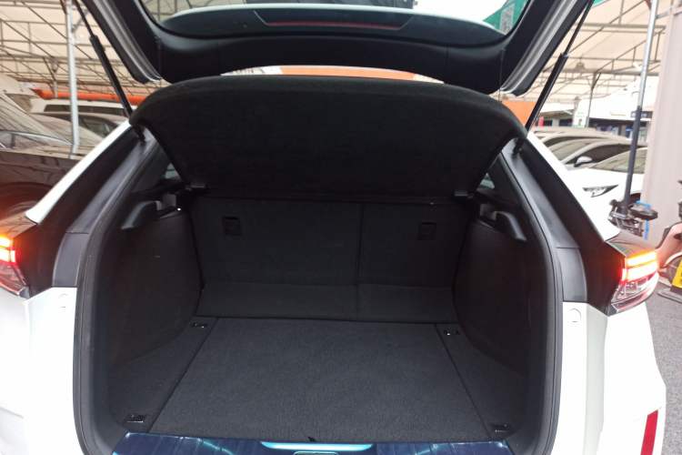 Used Honda UR-V 2020 370TURBO Two-Wheel Drive Luxury Edition