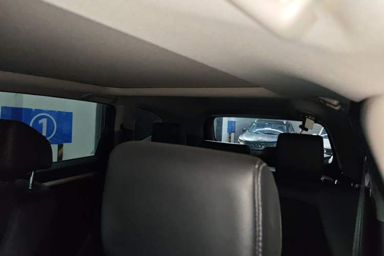 Used Honda CR-V 2021 Rui Hybrid 2.0L 2WD Pure Speed Edition Headliner