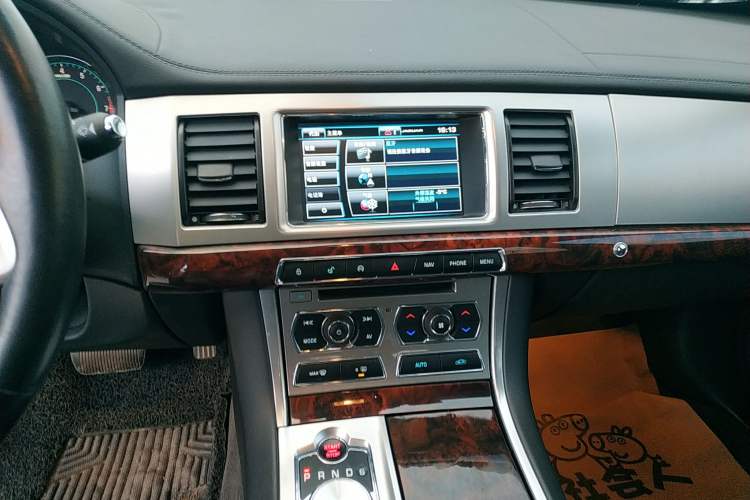 Used Jaguar XF 2014 XF 2.0T Luxury Edition