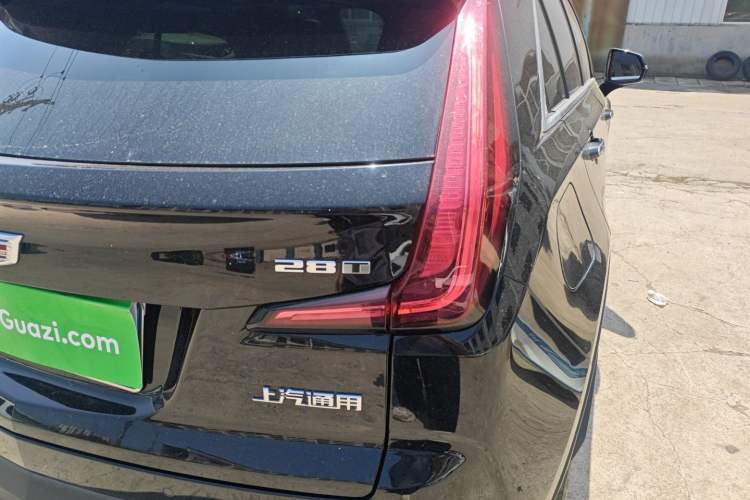 Used Cadillac XT4 2021 28T Two-Wheel Drive Luxury Version Right Rear Taillight