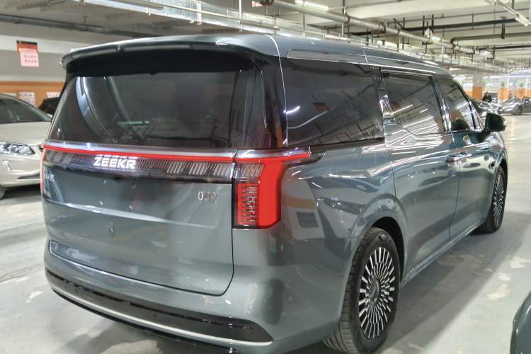 Used Zeekr 009 2024 Six-Seat Executive Version 4WD 108 kWh