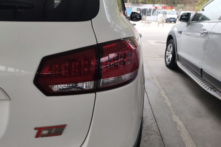 Used Yema T70 2016 Upgraded Model 1.5T Manual Luxury Version
