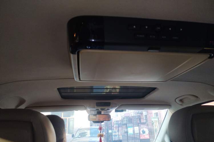 Used Mercedes-Benz Viano 2013 3.0L Navigator Edition Headliner