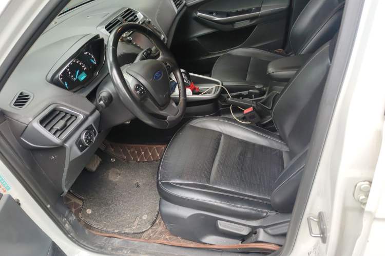 Used Ford Escort 2017 Happiness Edition 1.5L Automatic Fashion Version
